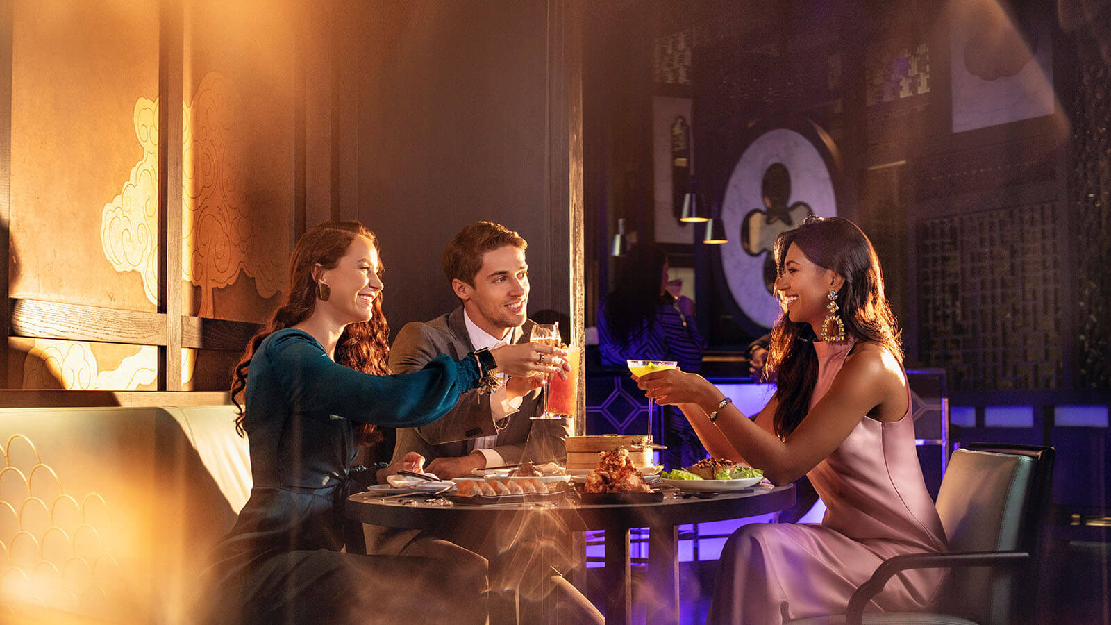 Guests Dining at Hakkasan Dubai